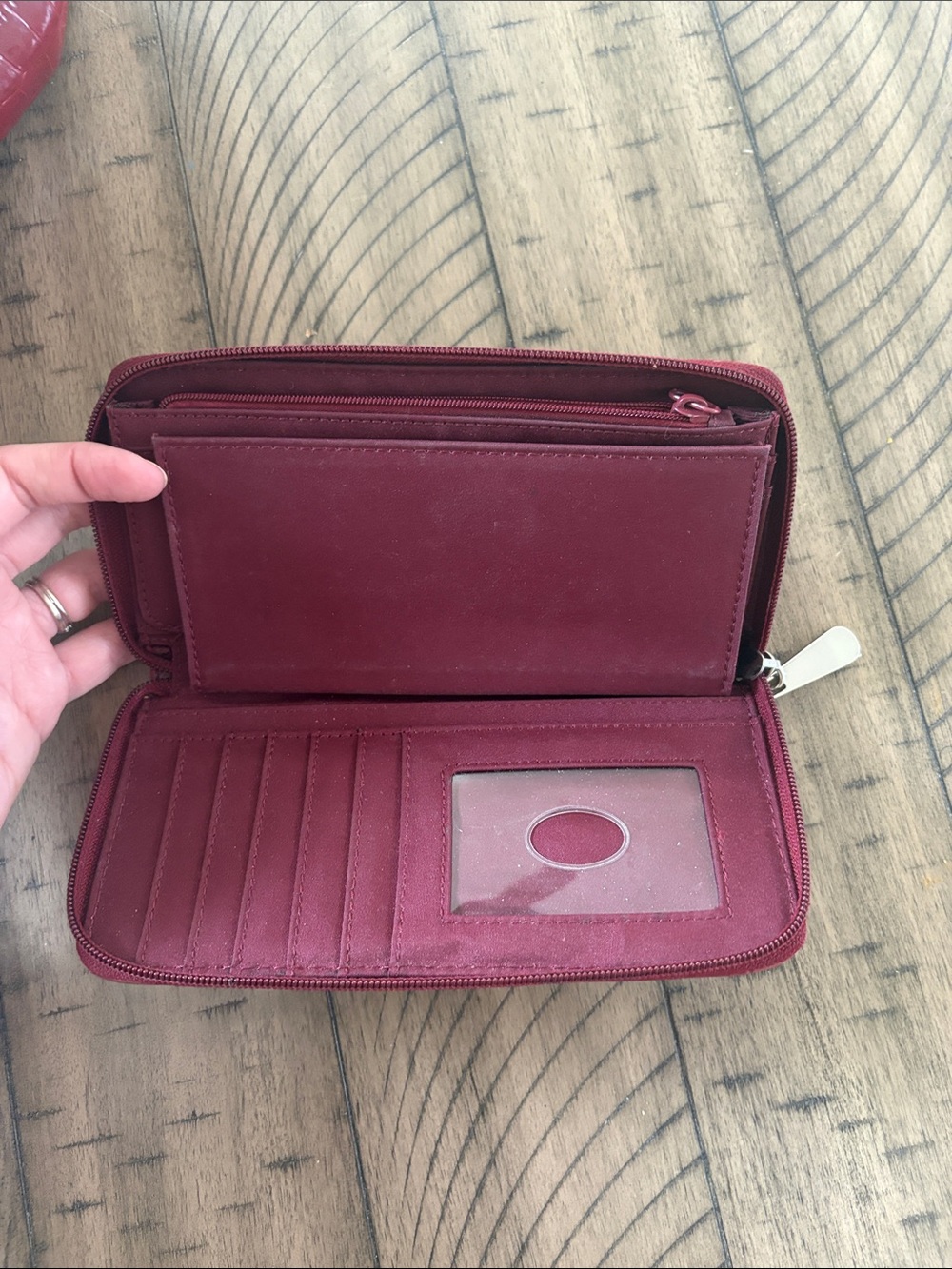 liz & co. Red Croc-Embossed Shoulder Bag with Matching Wallets - Picture 15 of 16